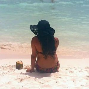 Meet your Posher, Elisa